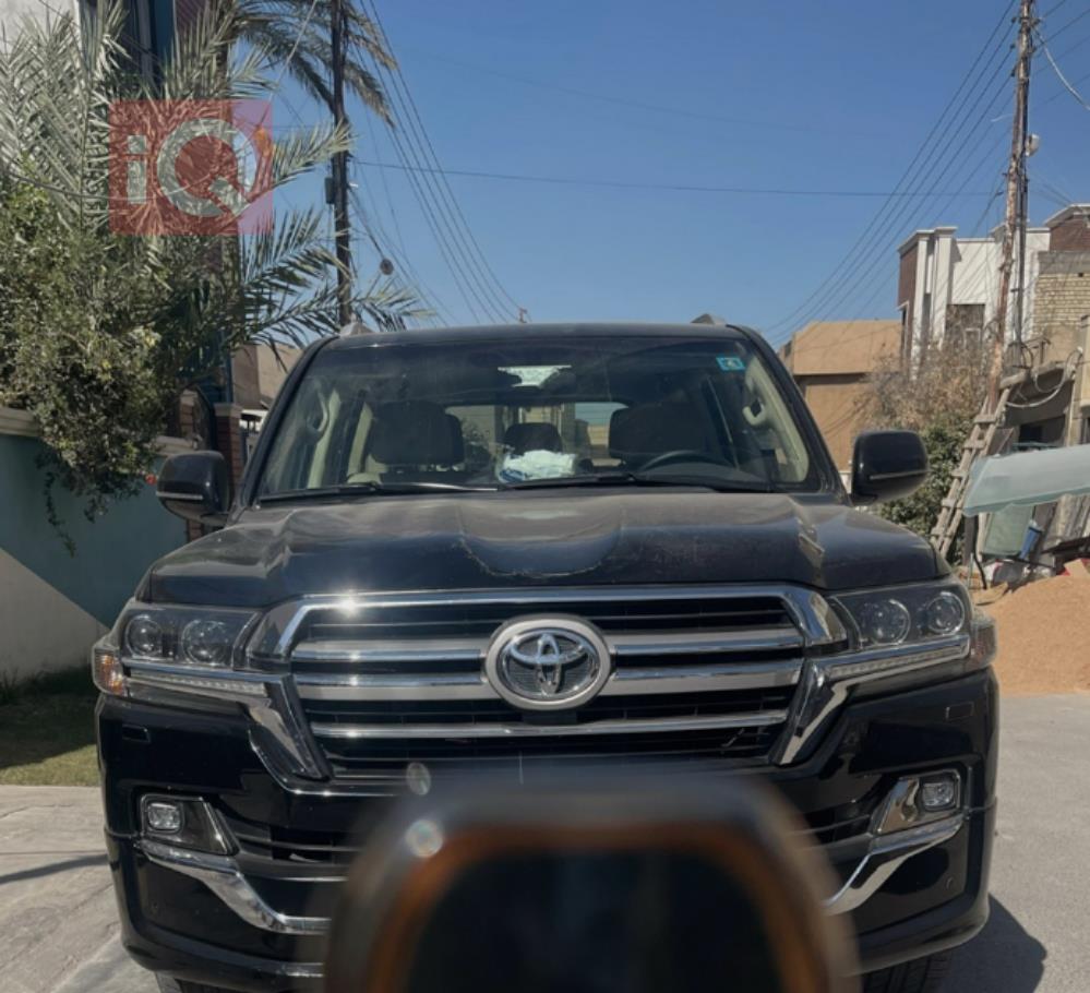 تويوتا لاندكروزر